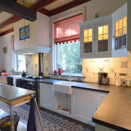 Spacious In And Wellness Area, Cleaning Included Rekken