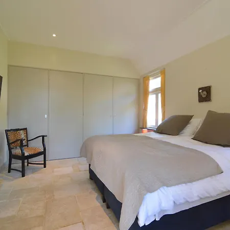 Spacious In And Wellness Area, Cleaning Included *